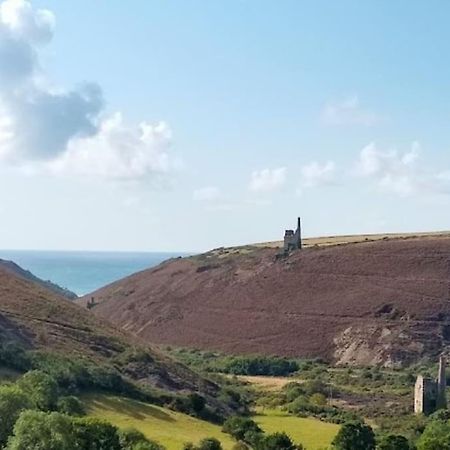 Newly Renovated Characterful Cottage, Wheal Rose Scorrier Екстериор снимка